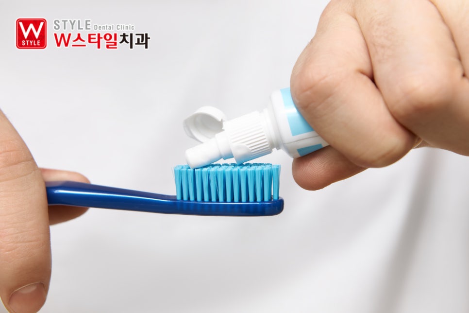 논현역교정치과
