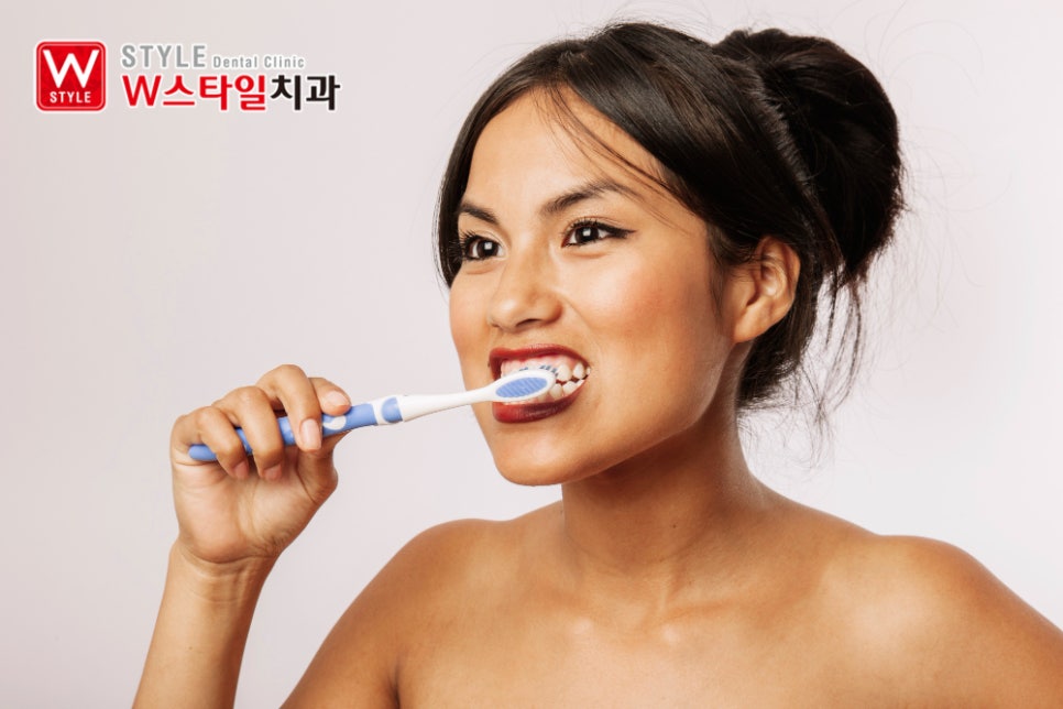 논현역교정치과