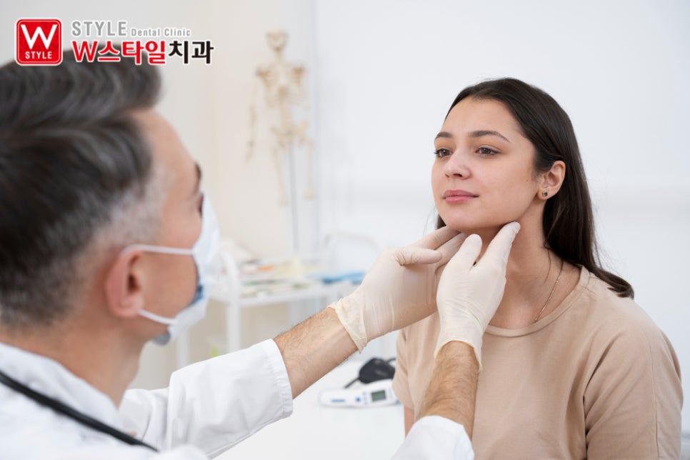 논현역교정치과